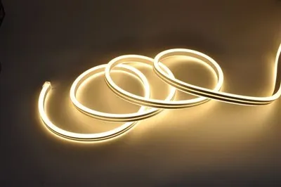 24 V-os LED neonfény vízálló ház széleinek díszítésére